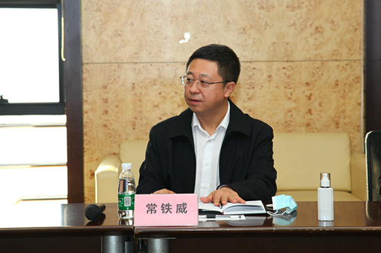 5常司長聽取慈銘體檢相關(guān)工作匯報(bào).jpg